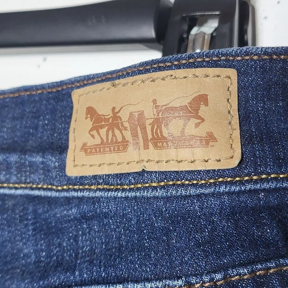 Levi's Womens 505 Straight Leg Dark Wash Mid Rise‎ Denim Blue Jeans 27/30 Casual